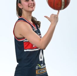 Lucia Anabel Ballari
